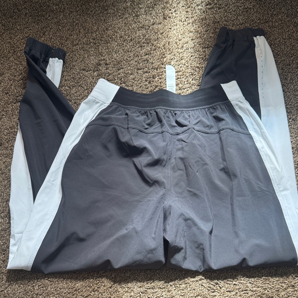 Black and White Lululemon Track Pants - Picture 4 of 4